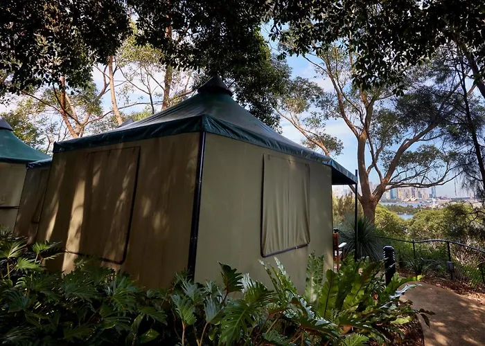 Hotels with a view Roar And Snore